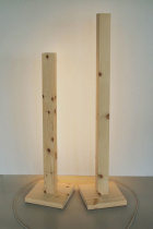 01_Holzleuchte_Maec_Arve.jpg