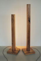 04_Stehleuchte_Holz_Maec_Nussbaum.jpg