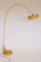 2_Bogenlampe_Holz_Eiche.JPG