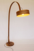 4_Bogenlampe_Nussbaum.JPG