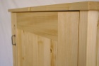 8DetailBarschrankTrmitFutterFichte.JPG